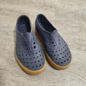 Purple Natives Size J3